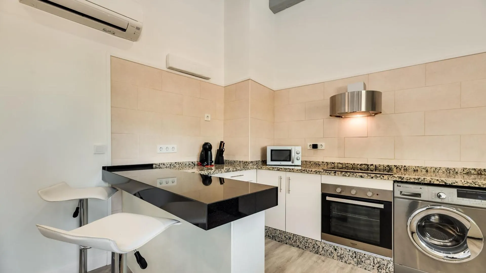 Sea View With Shared Terrace Apartment Malaga Spain