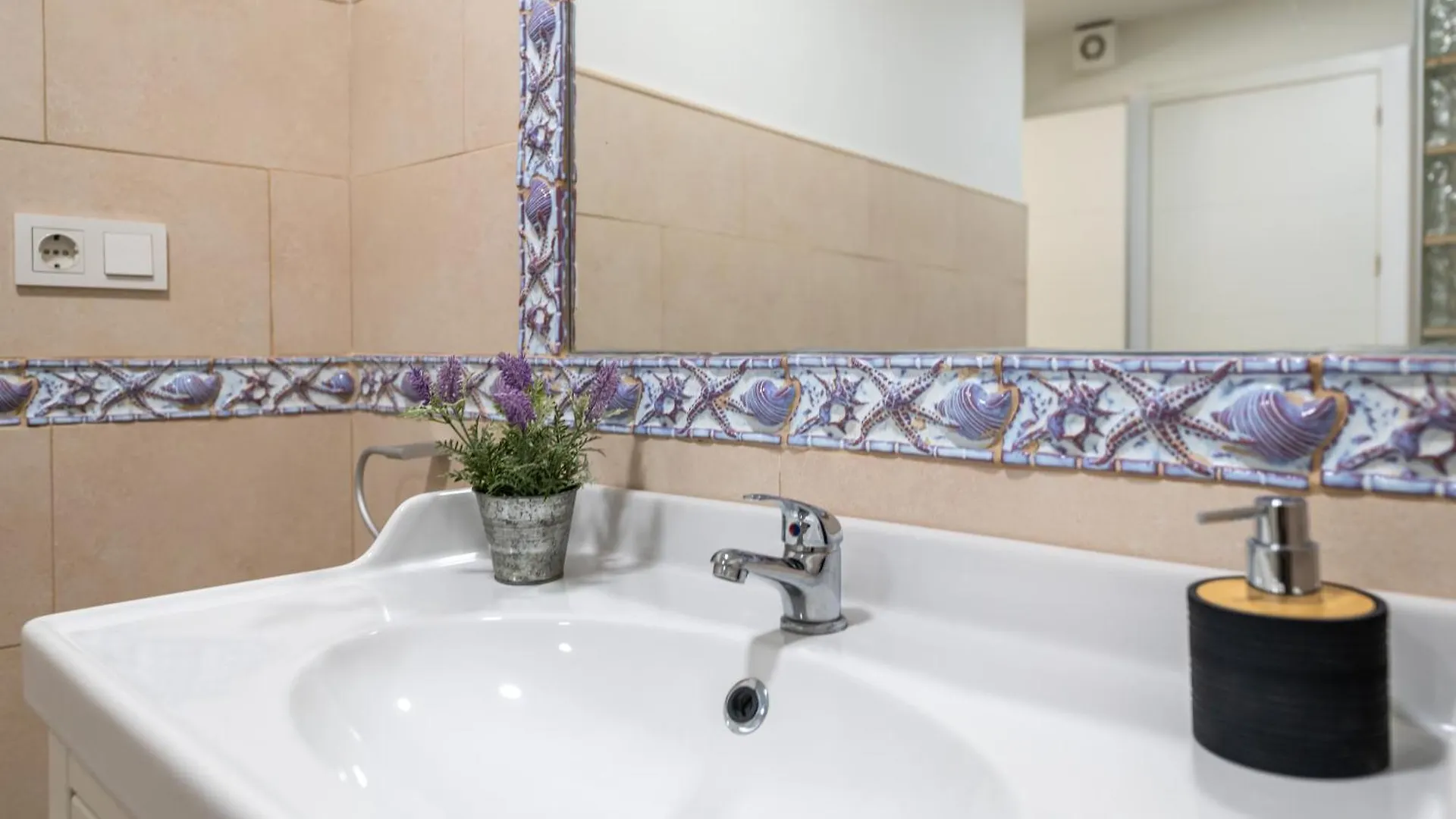 Sea View With Shared Terrace Apartment Malaga